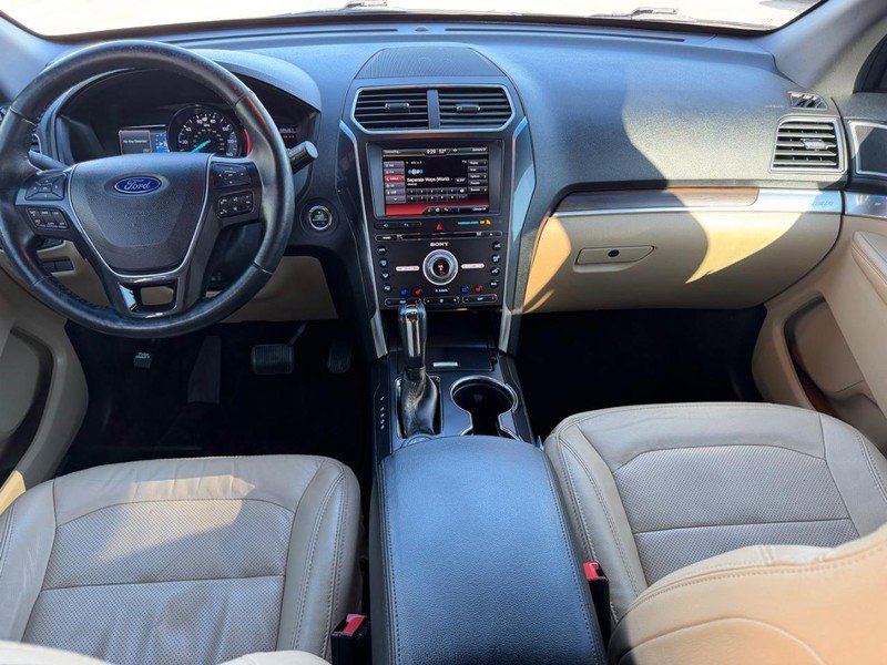 Used 2016 Ford Explorer Limited image 12