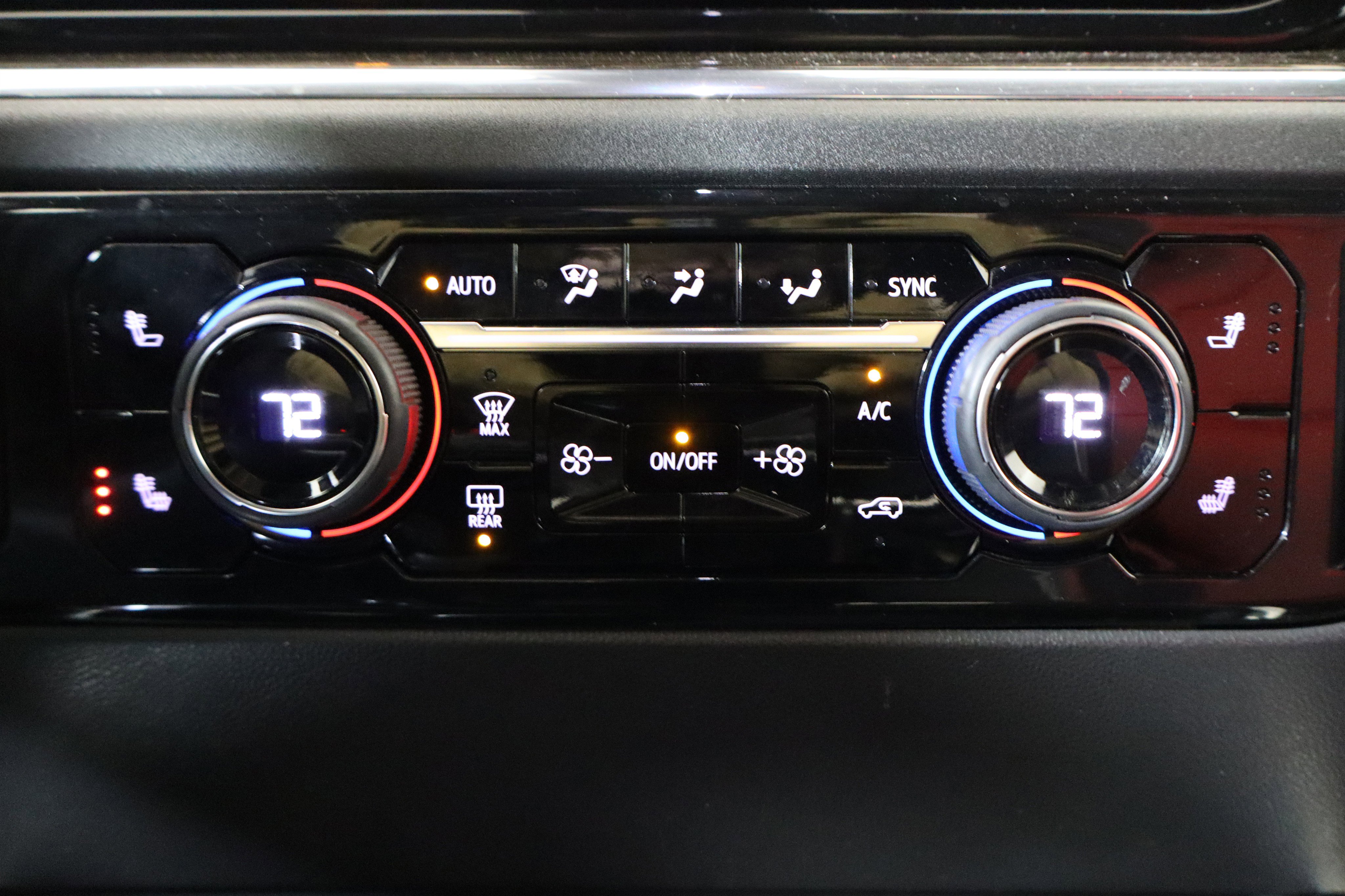 Used 2022 Chevrolet Silverado 1500 LT Trail Boss w/ Convenience Package II image 26