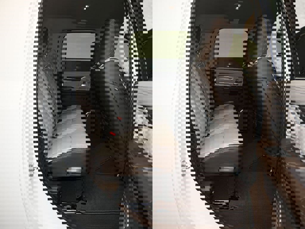 New 2026 RAM 3500 Laramie w/ Max Tow Package image 28