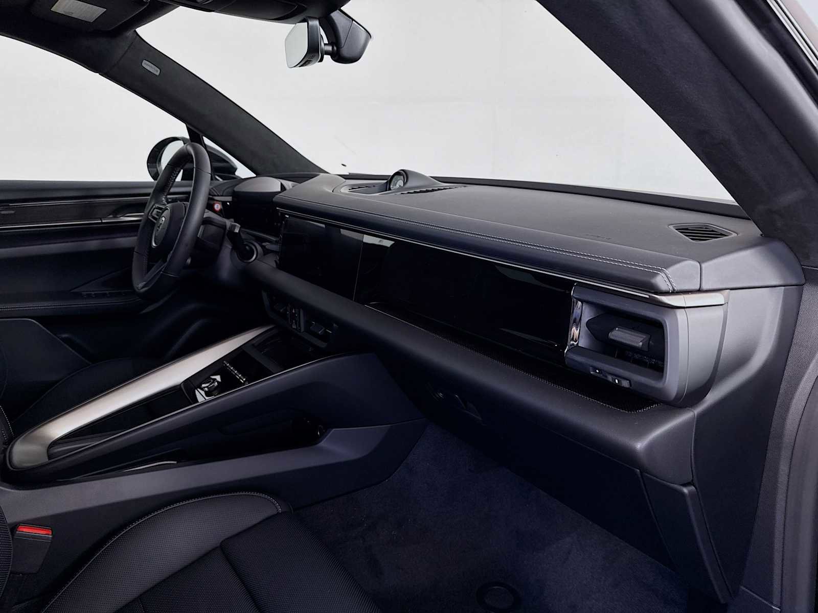 New 2025 Porsche Macan Turbo Electric image 30