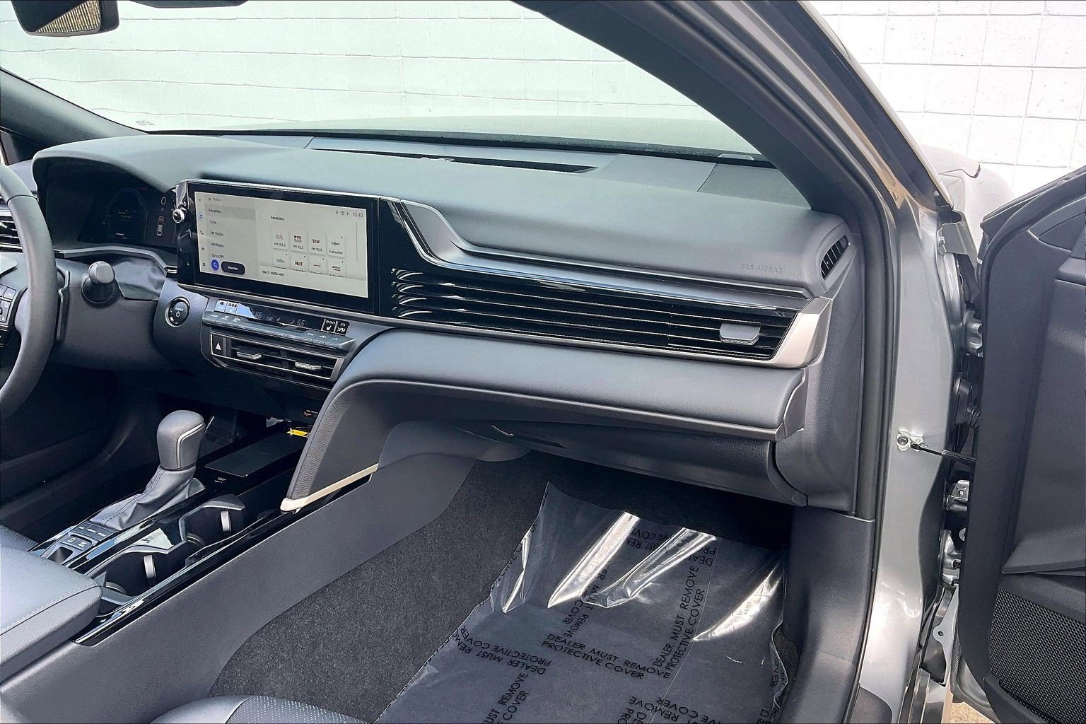 Used 2026 Toyota Camry XSE FWD image 21