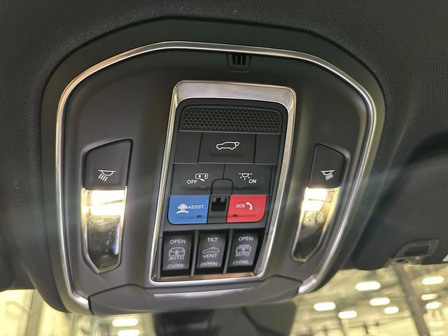 New 2026 Jeep Grand Cherokee Limited image 36