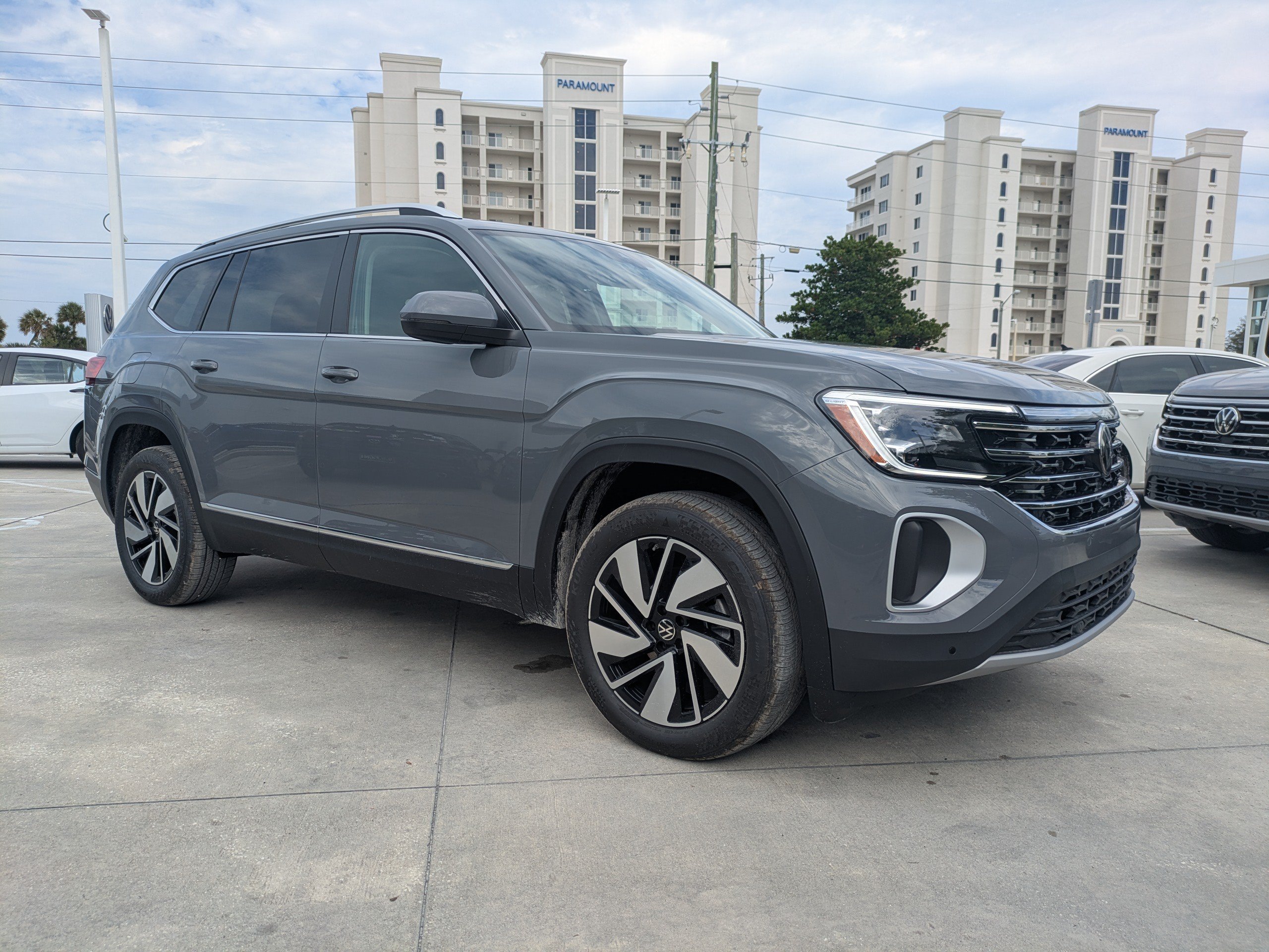 New 2026 Volkswagen Atlas SEL AWD/4WD image 2