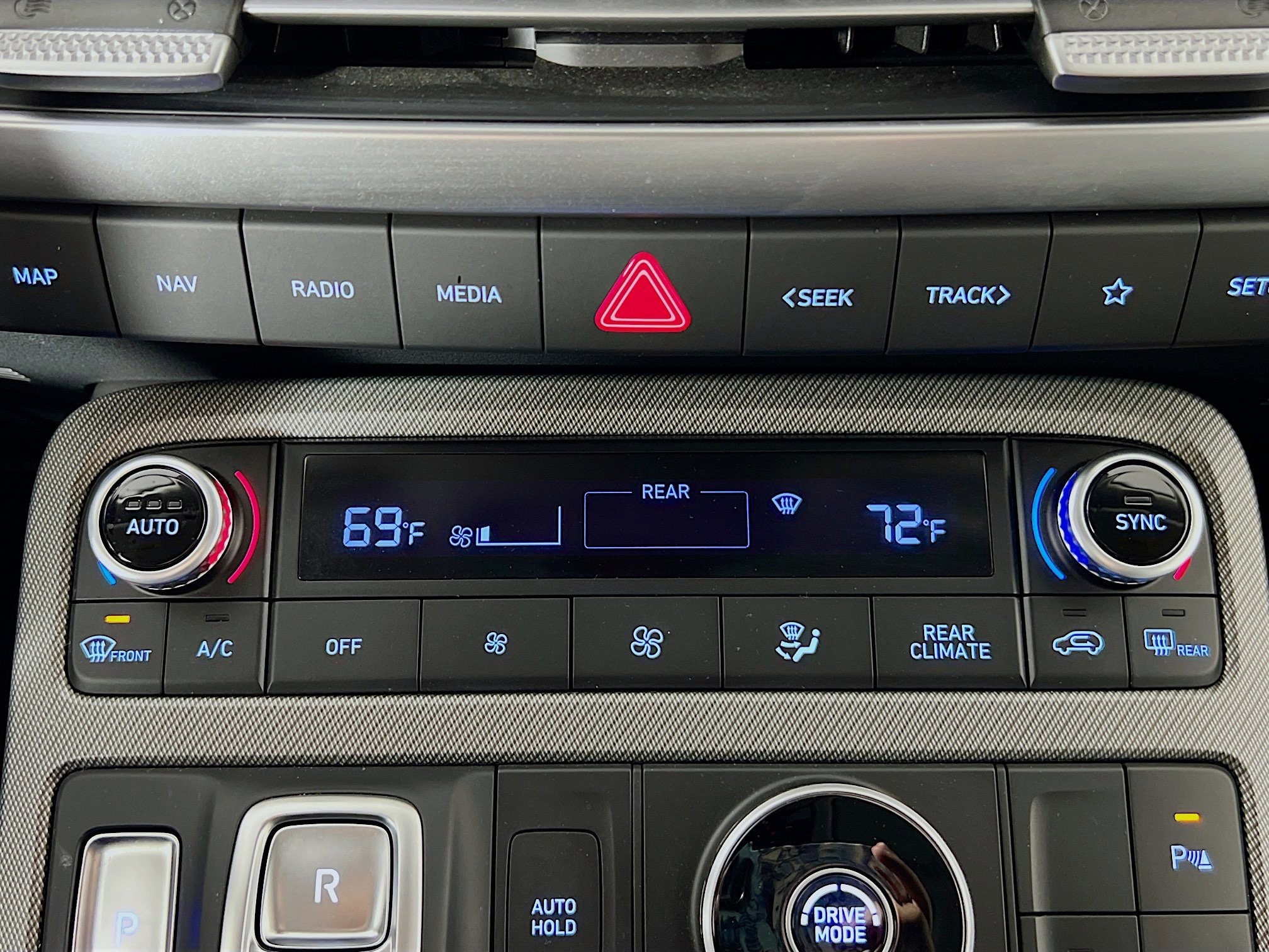 Used 2024 Hyundai Palisade XRT FWD image 17