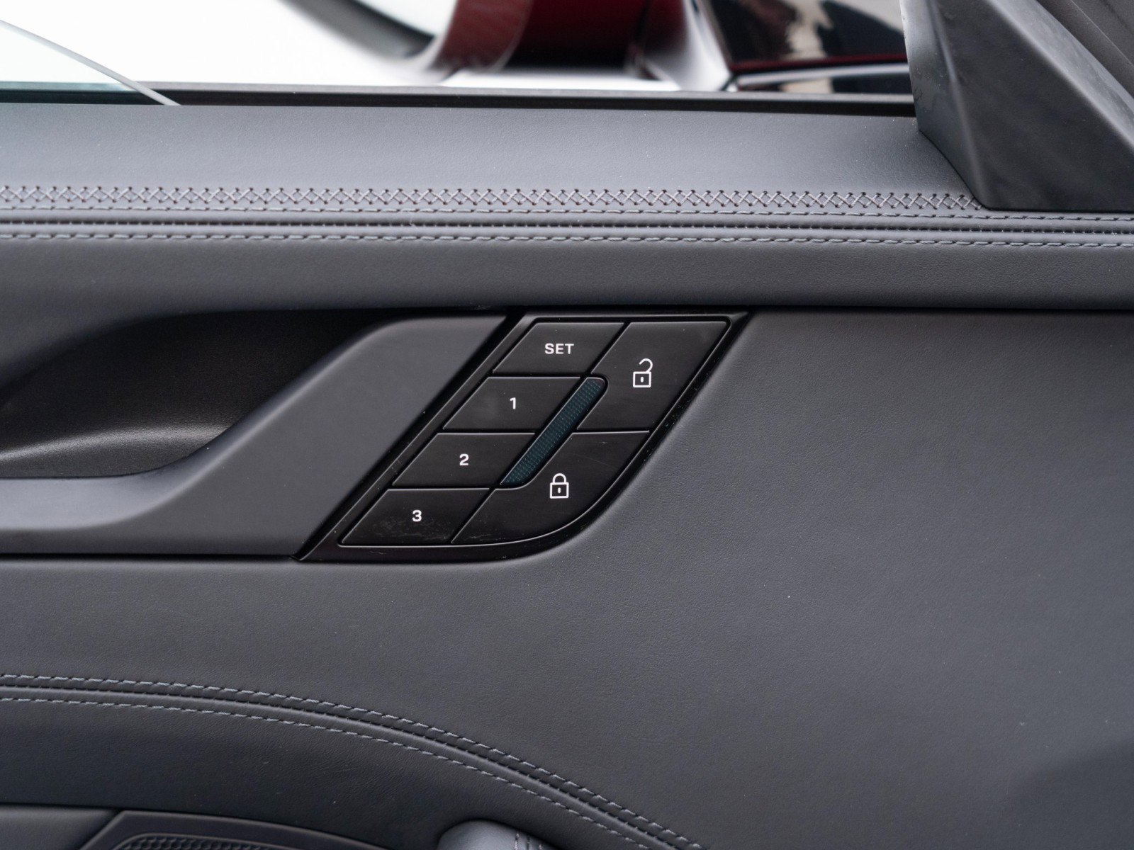 Certified 2025 Porsche 911 Carrera 4 GTS image 22