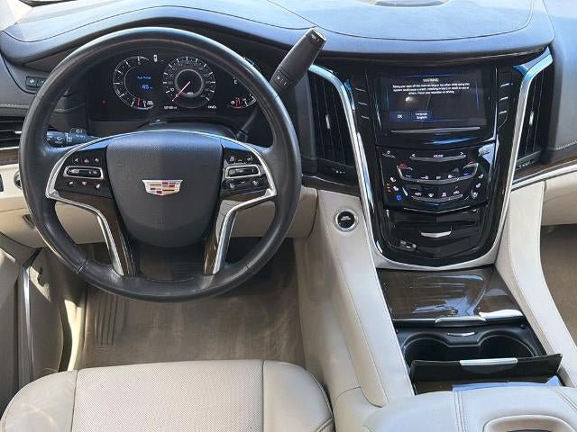 Used 2019 Cadillac Escalade Premium Luxury RWD image 25