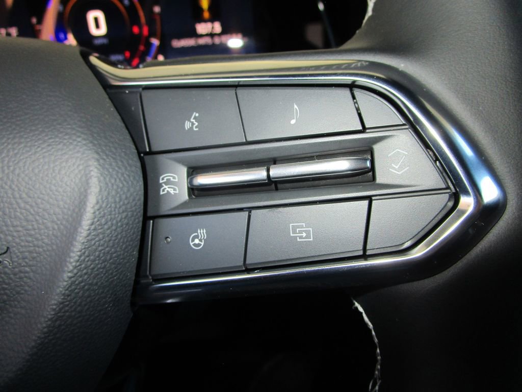 New 2026 Chevrolet Traverse LT w/ Driver Confidence Package image 32