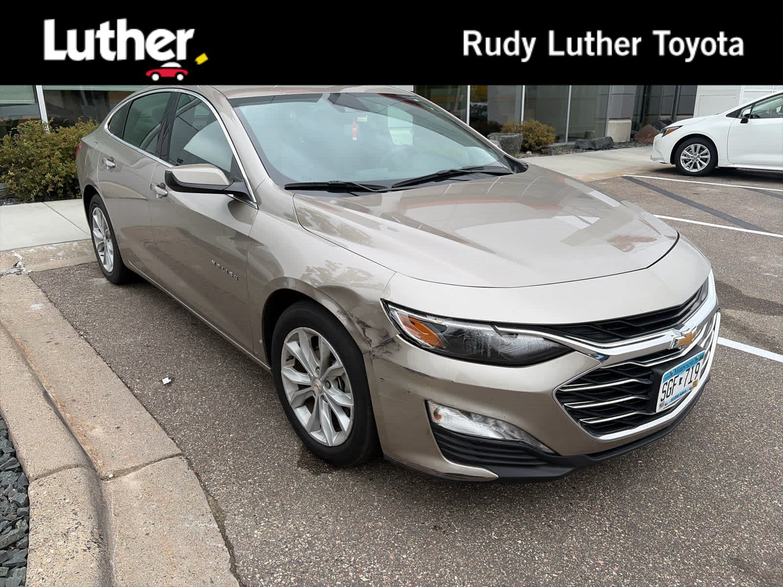 Used 2024 Chevrolet Malibu LT FWD image 1