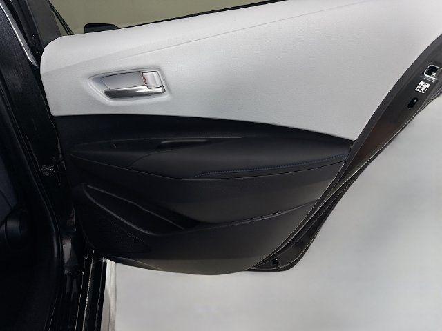 Used 2022 Toyota Corolla SE FWD image 27