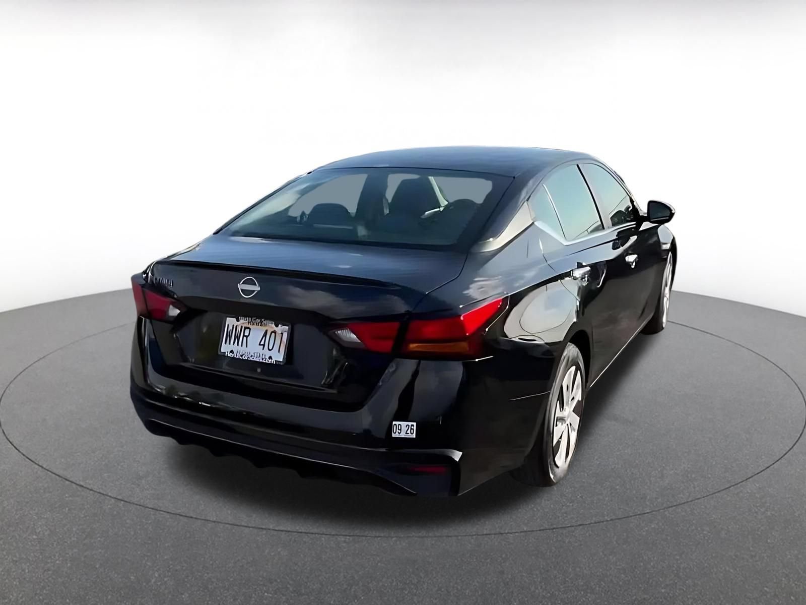 Used 2023 Nissan Altima 2.5 S FWD image 11