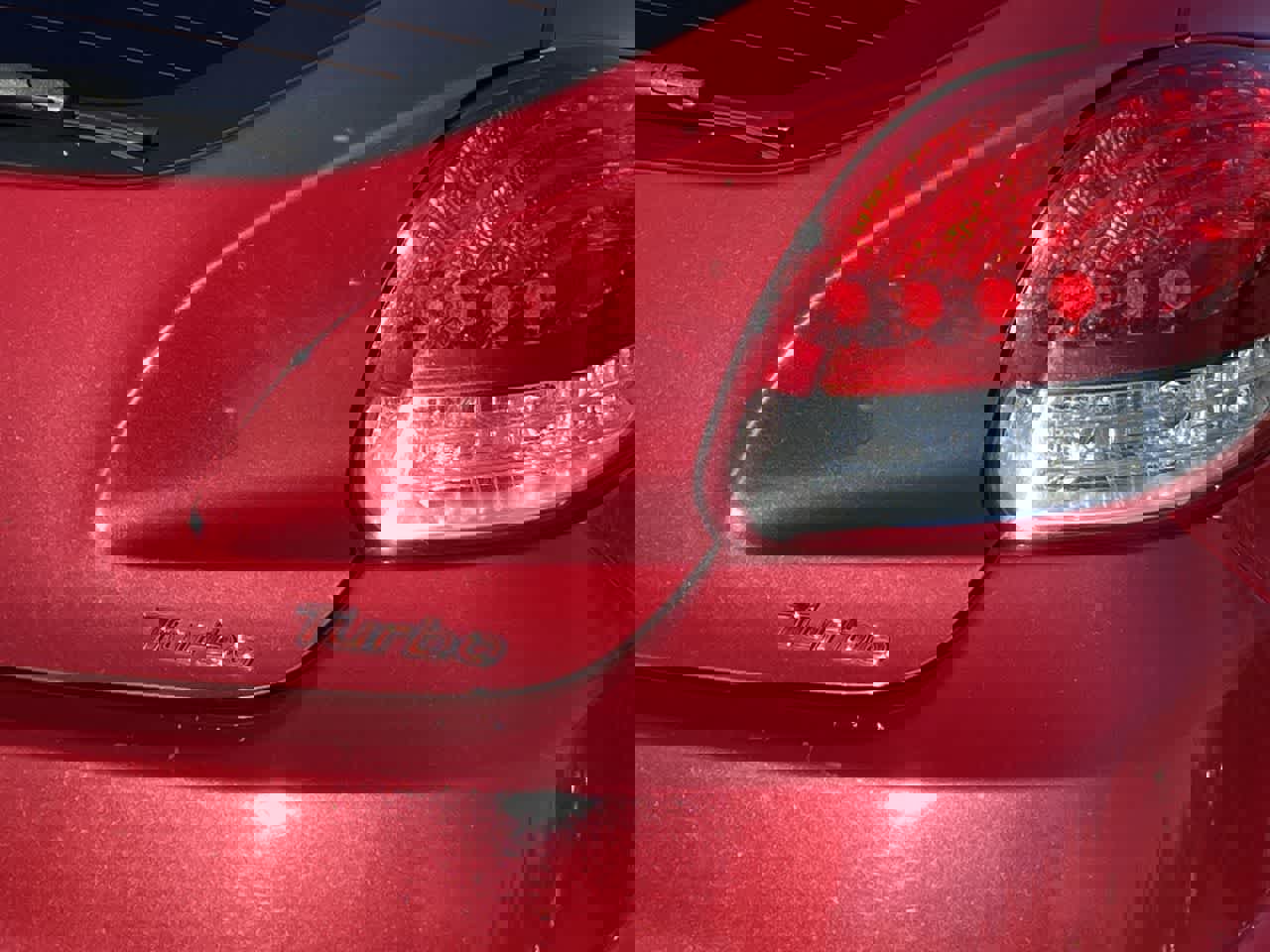 Used 2014 Hyundai Veloster Turbo image 35