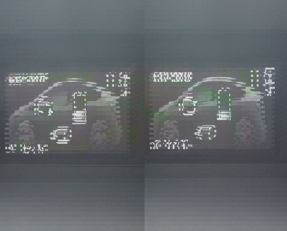 Used 2012 Toyota Prius Three image 4