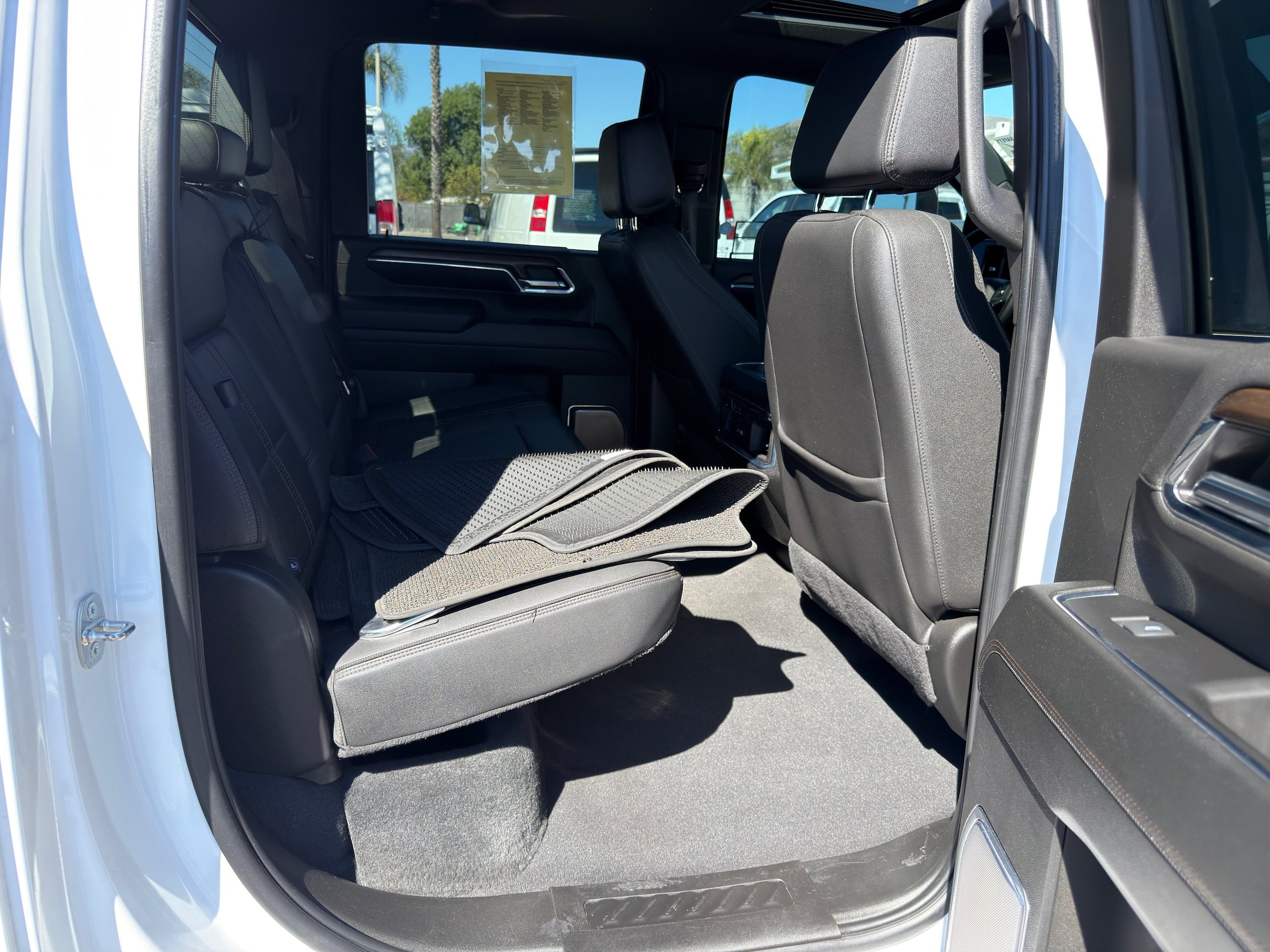 Used 2024 Chevrolet Silverado 2500 High Country AWD/4WD image 12