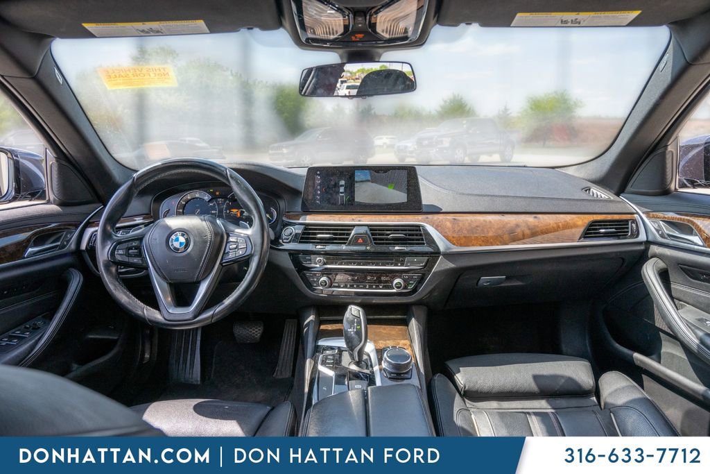 Used 2017 BMW 540i RWD image 3