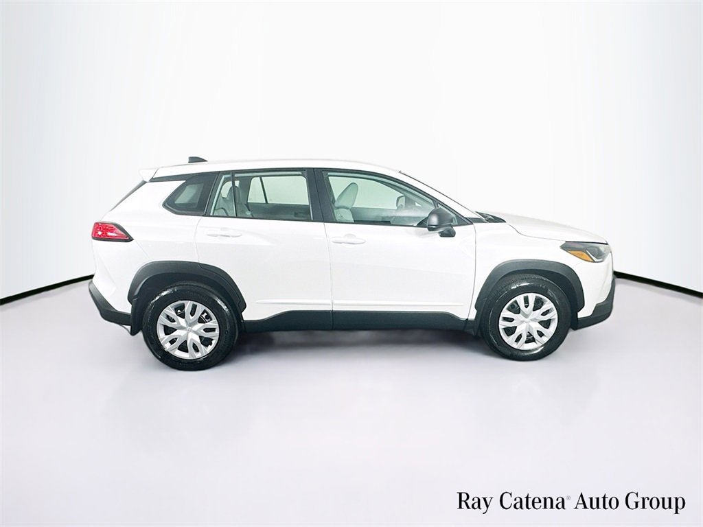 Used 2023 Toyota Corolla Cross L image 8