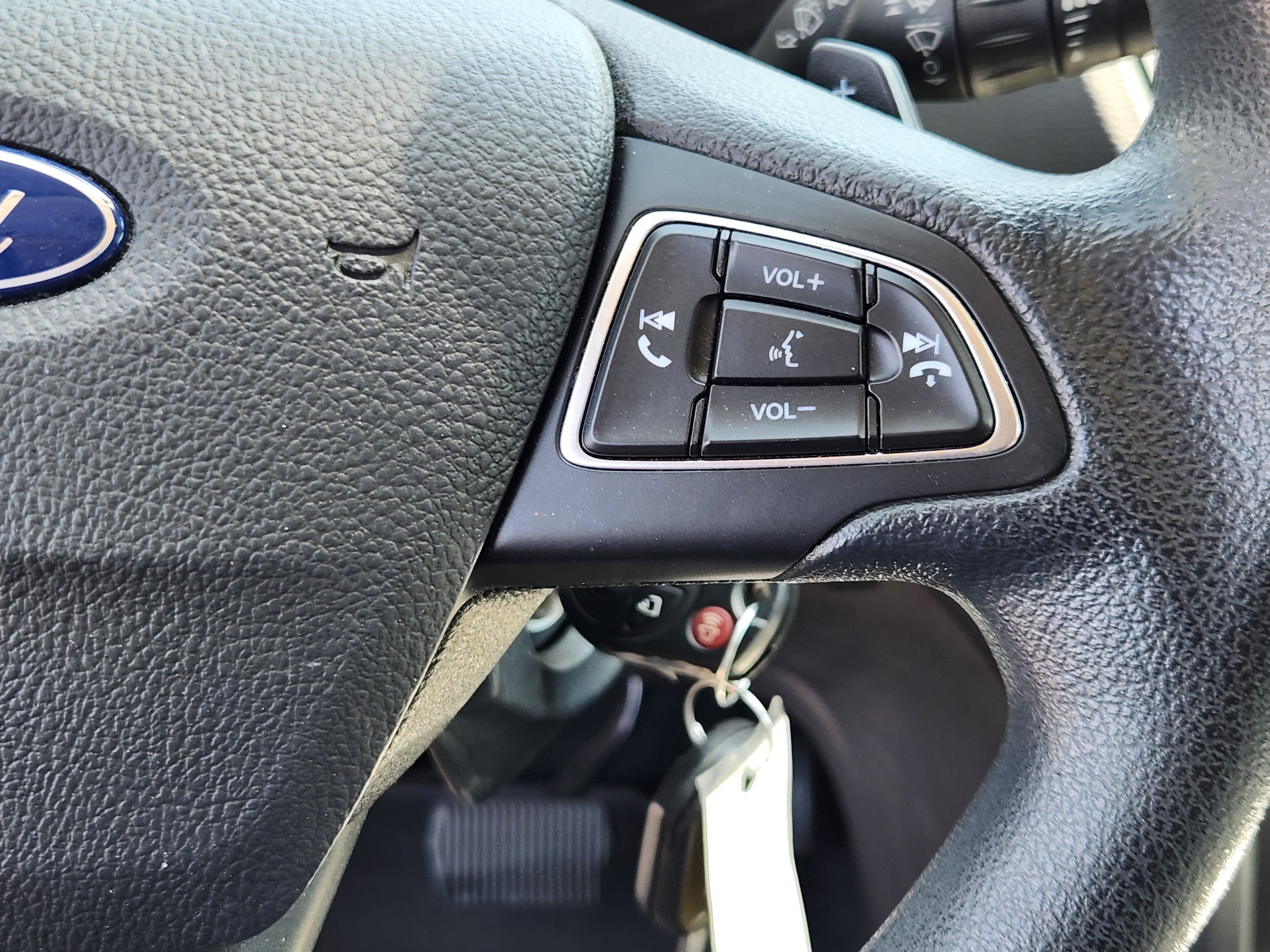 Used 2017 Ford Escape SE FWD image 23