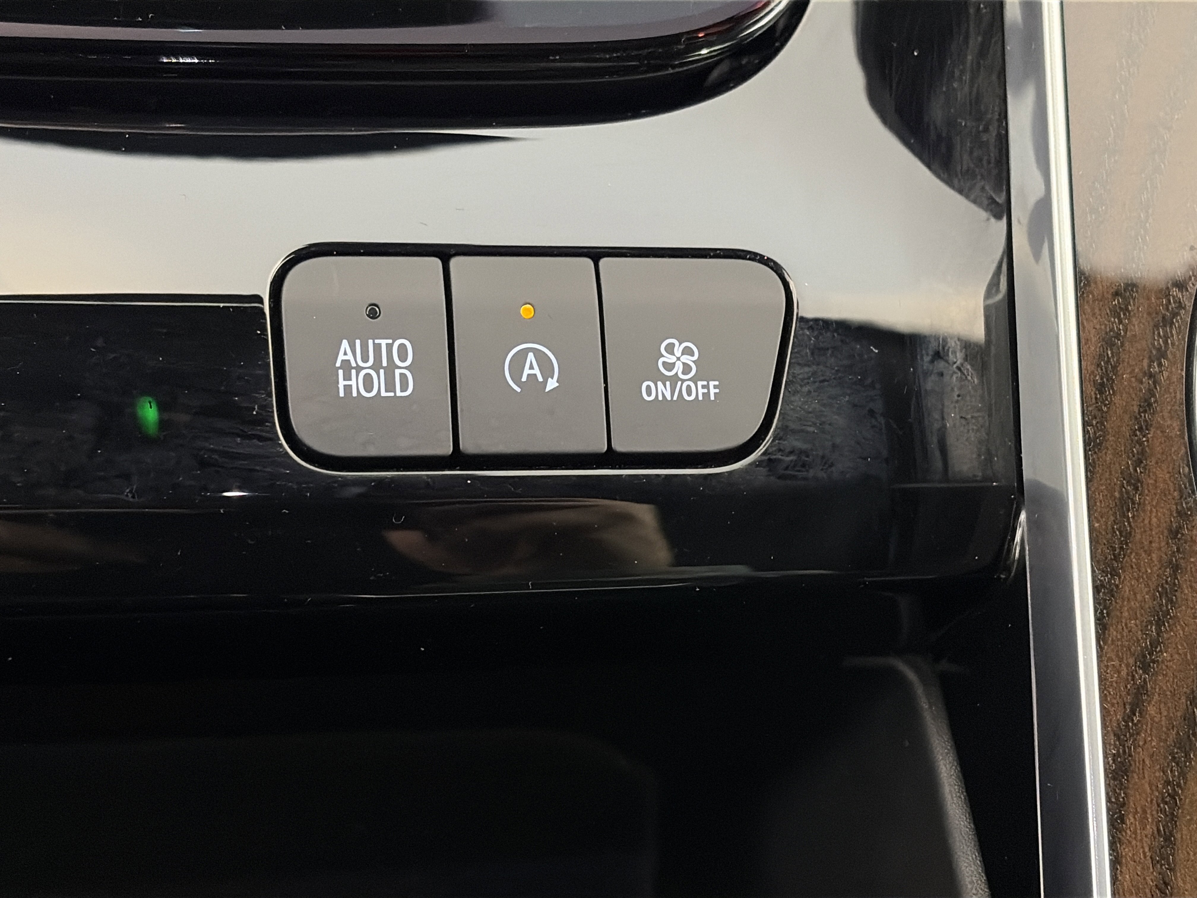 Used 2025 Cadillac Escalade Sport Platinum image 31