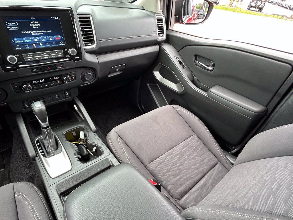 Certified 2024 Nissan Frontier SV w/ SV Convenience Package RWD image 13