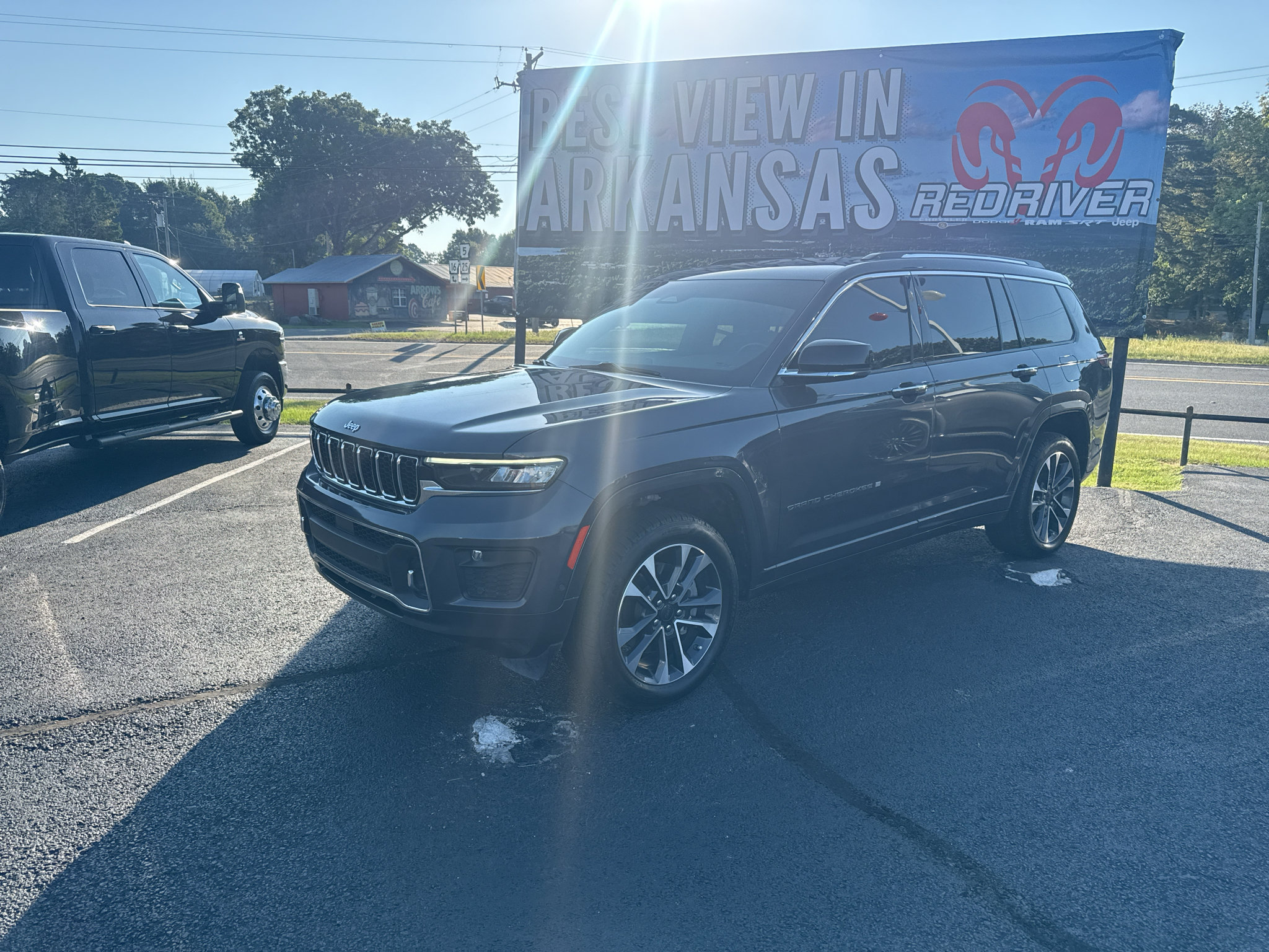 Used 2022 Jeep Grand Cherokee L Overland w/ Luxury Tech Group IV