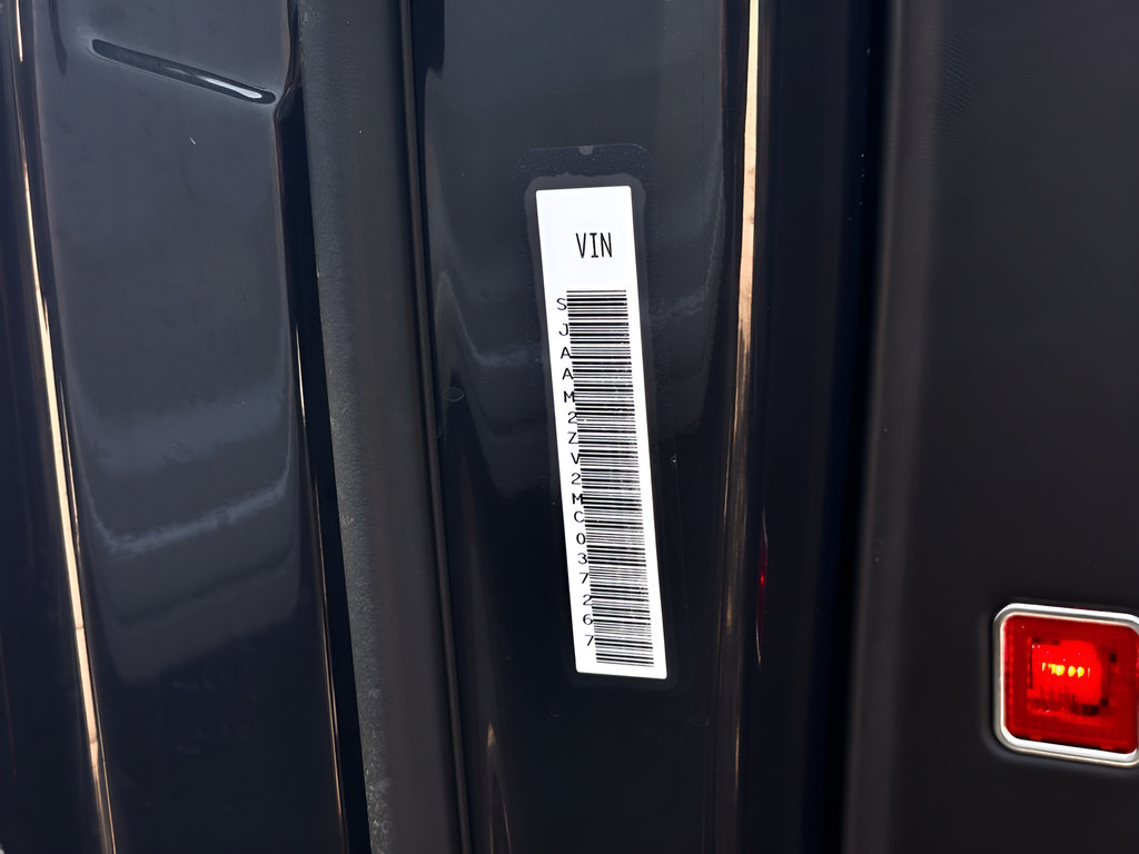 Used 2021 Bentley Bentayga AWD/4WD image 31