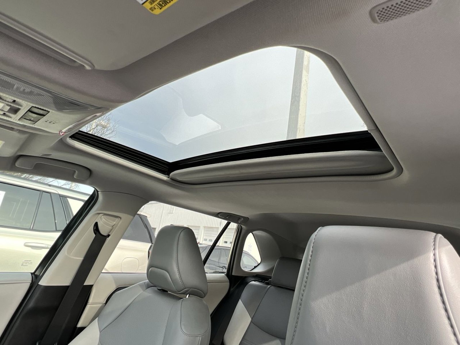 Used 2023 Toyota RAV4 Limited w/ Limited Grade Weather Package image 21