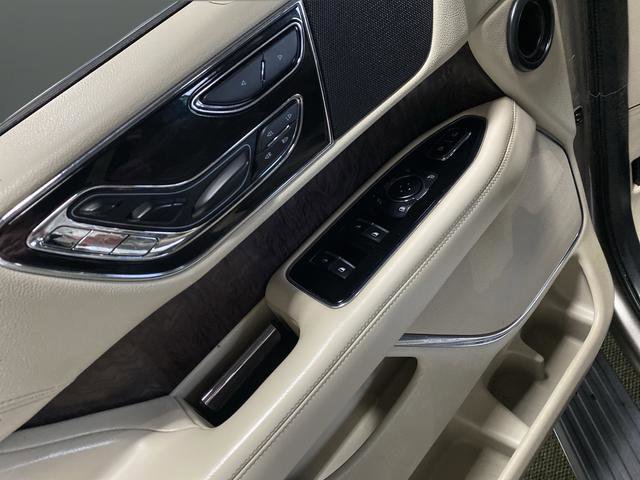 Used 2019 Lincoln Navigator Reserve w/ Cargo Package image 31