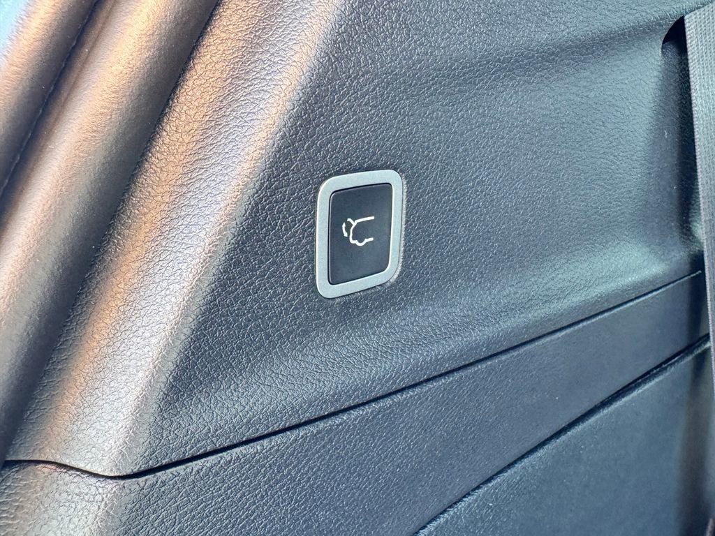 New 2026 Chrysler Pacifica Select image 15