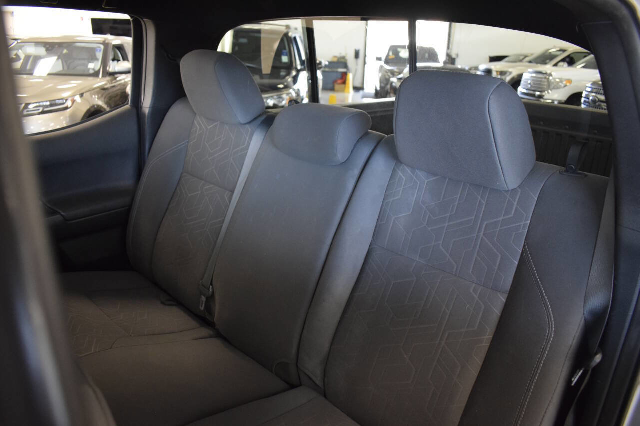 Used 2017 Toyota Tacoma TRD Off-Road image 73