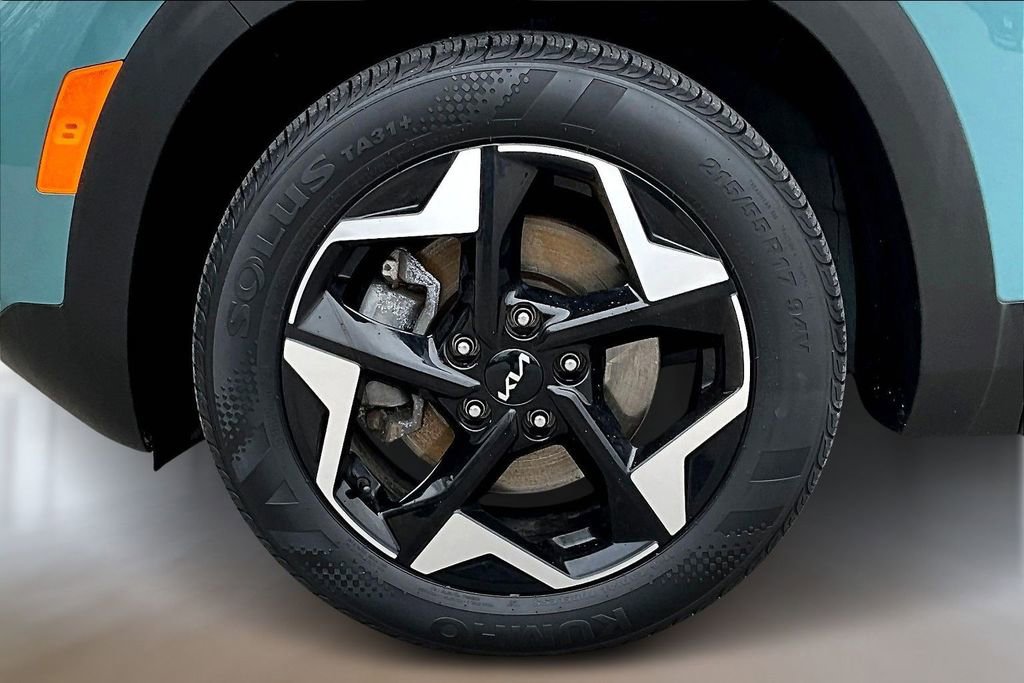 Certified 2024 Kia Seltos EX image 32