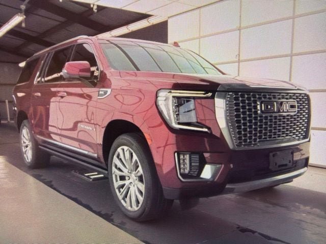Used 2022 GMC Yukon XL Denali w/ Denali Premium Package