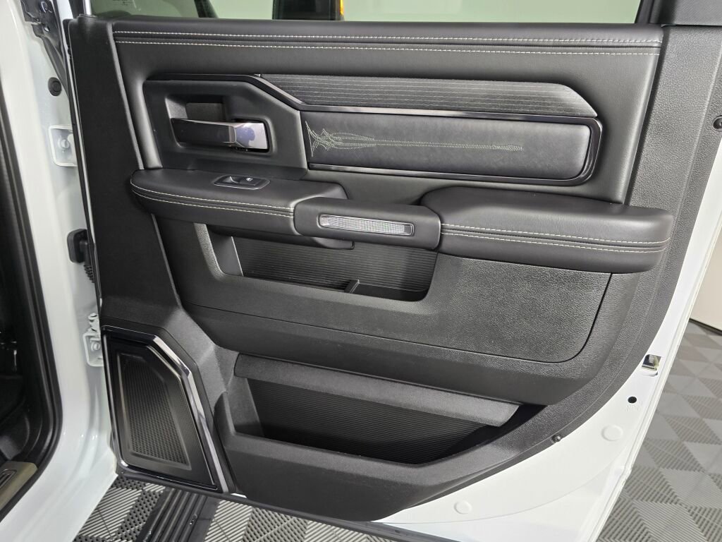 Used 2024 RAM 2500 Limited image 40