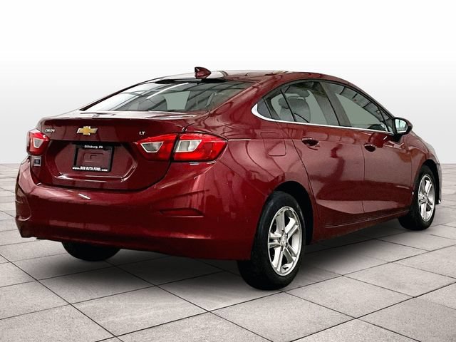 Used 2018 Chevrolet Cruze LT w/ Convenience Package FWD image 11