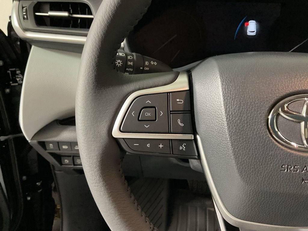 New 2026 Toyota Sienna XLE image 27