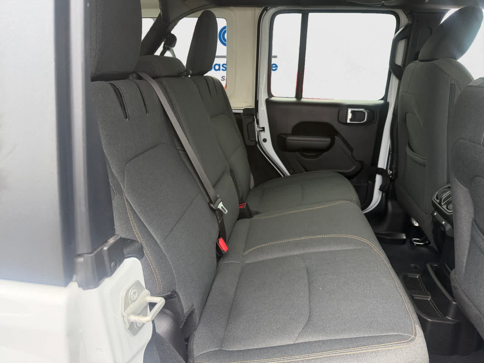 Used 2024 Jeep Wrangler Unlimited AWD/4WD image 20