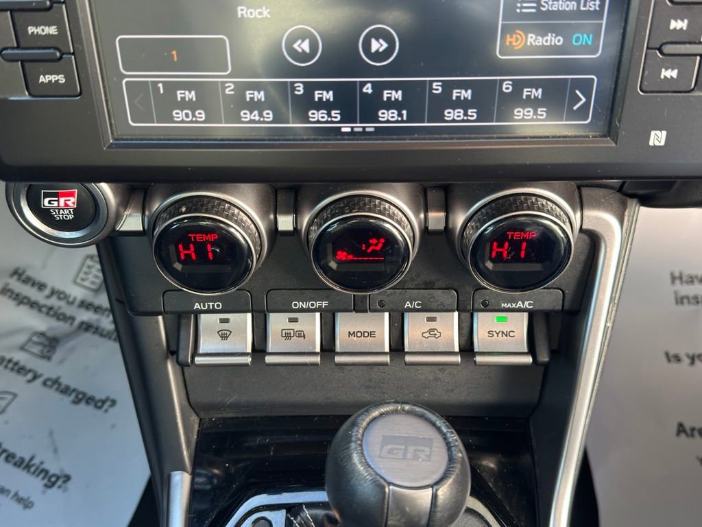 Certified 2022 Toyota GR86 image 33