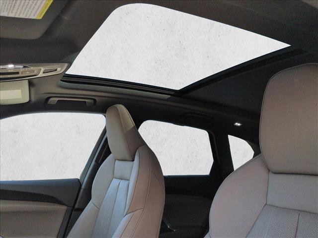 Used 2025 Audi Q5 Prestige AWD/4WD image 16