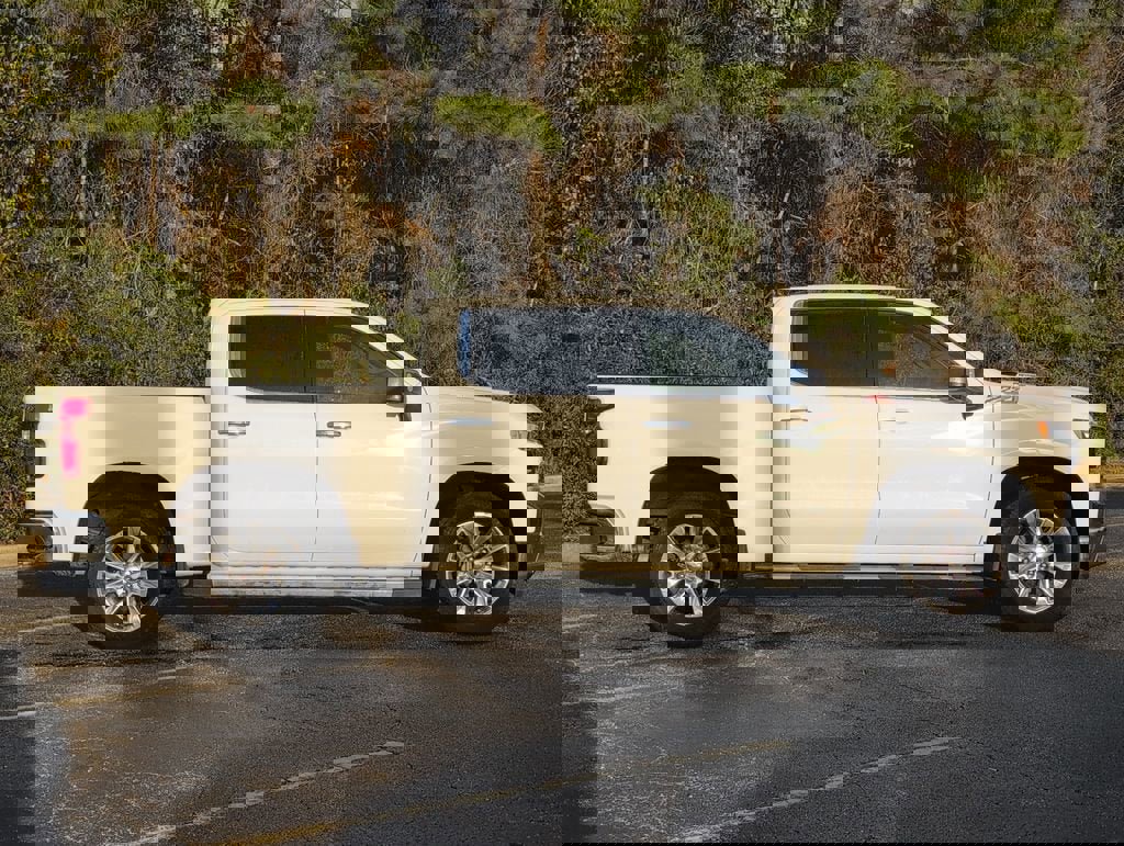 Certified 2022 Chevrolet Silverado 1500 LTZ w/ LTZ Premium Package image 2