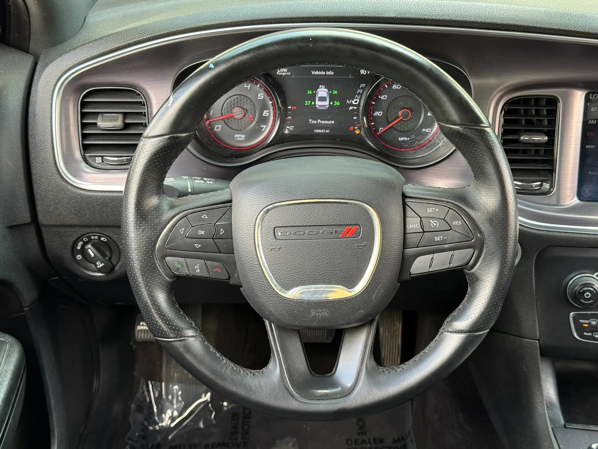 Used 2017 Dodge Charger SXT w/ Blacktop Package RWD image 15