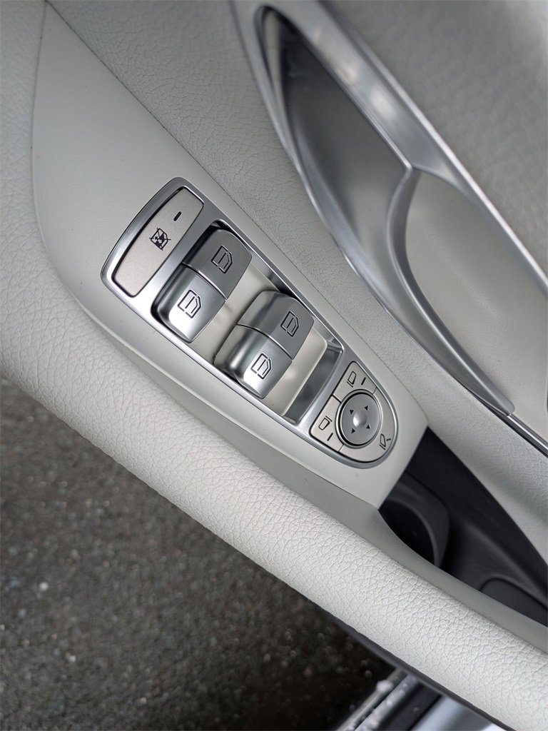 Used 2021 Mercedes-Benz E 450 4MATIC All-Terrain Wagon image 12