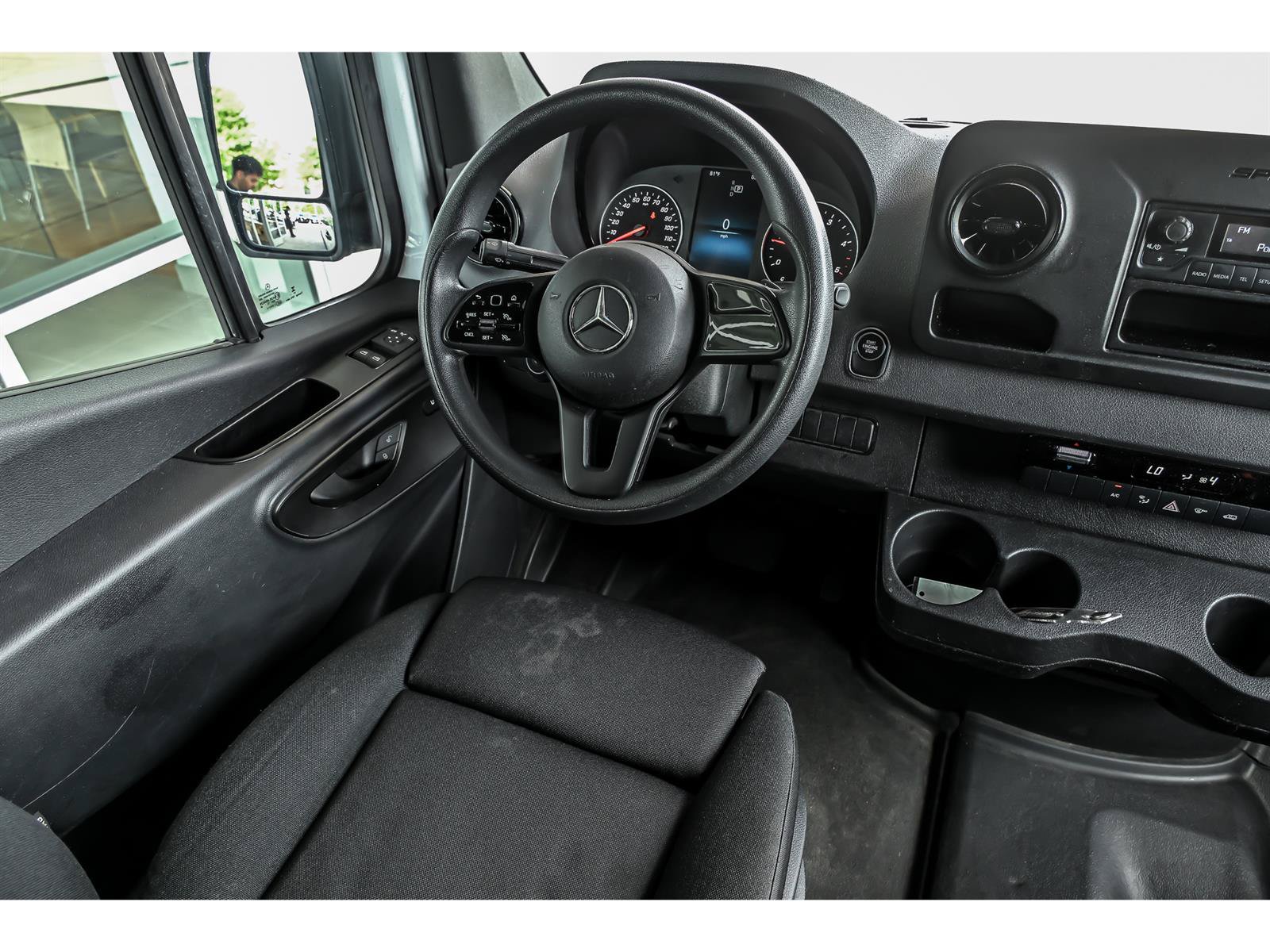 Used 2024 Mercedes-Benz Sprinter 2500 image 6