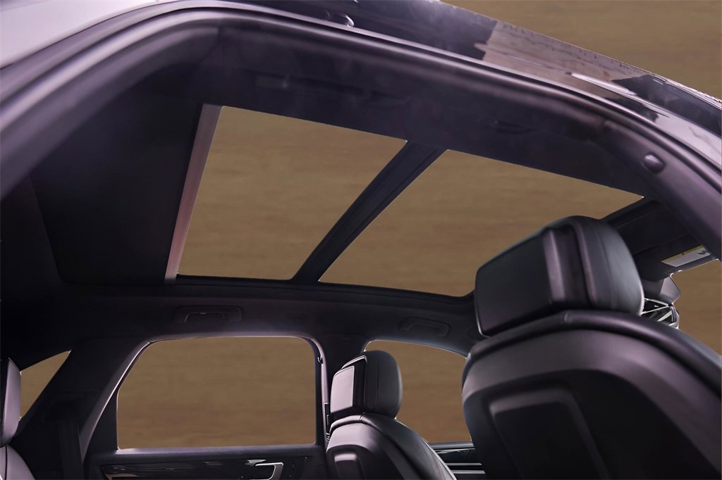 Used 2020 Porsche Cayenne S image 22