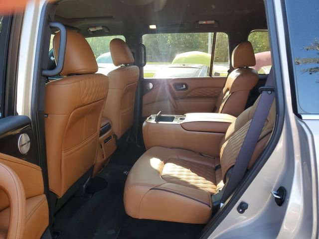 Used 2024 INFINITI QX80 Sensory image 9