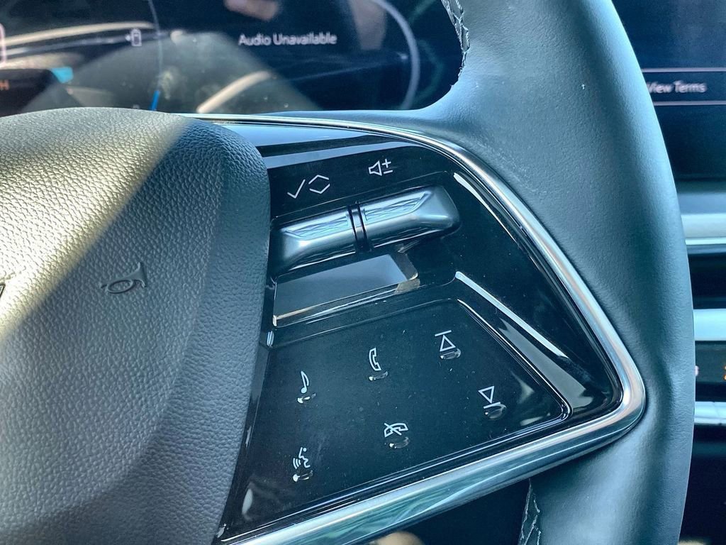 New 2026 Cadillac Lyriq Sport image 14