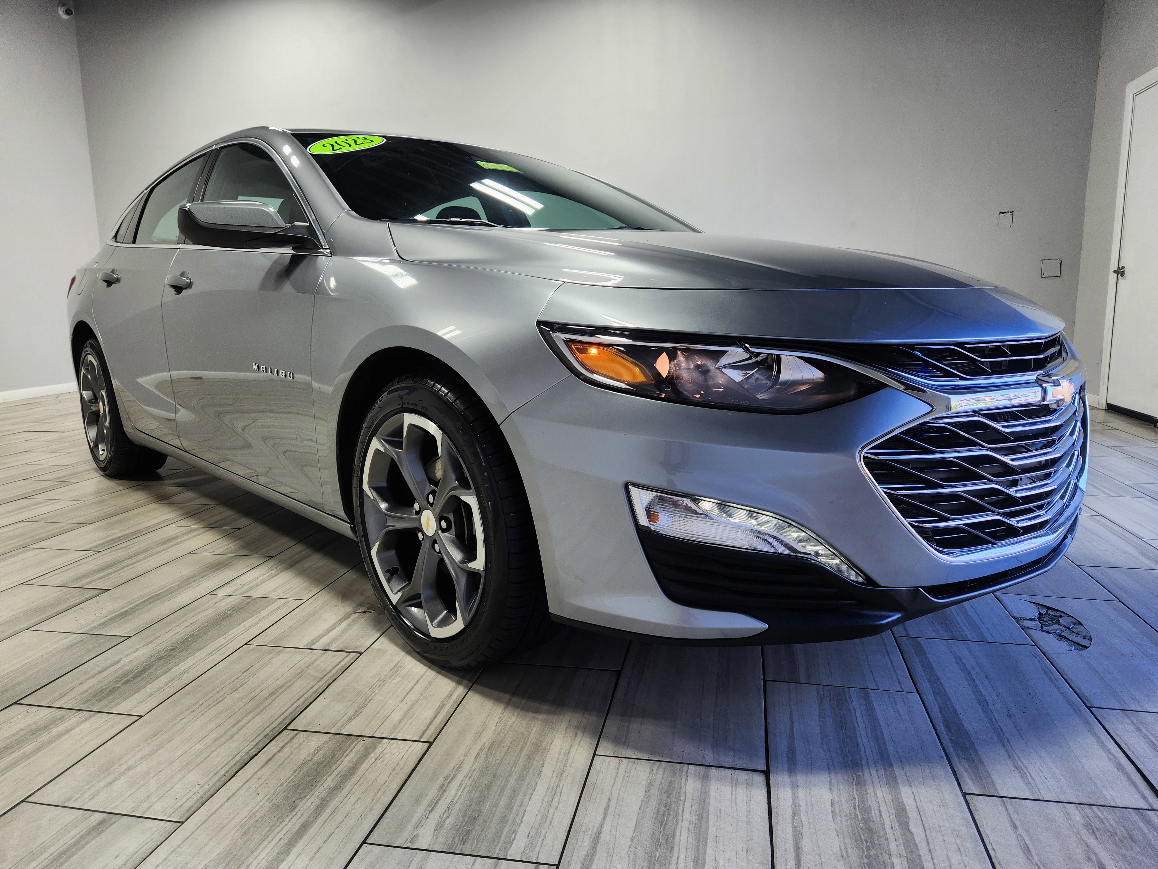 Used 2023 Chevrolet Malibu LT FWD image 7
