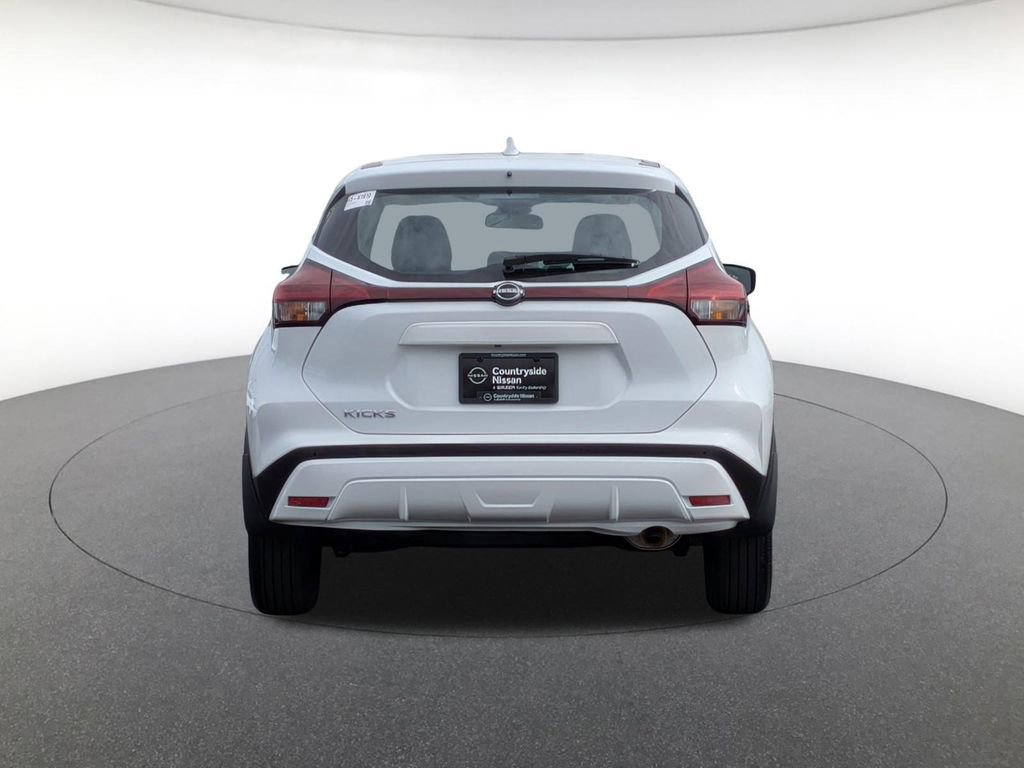 Used 2025 Nissan Kicks Play S image 6