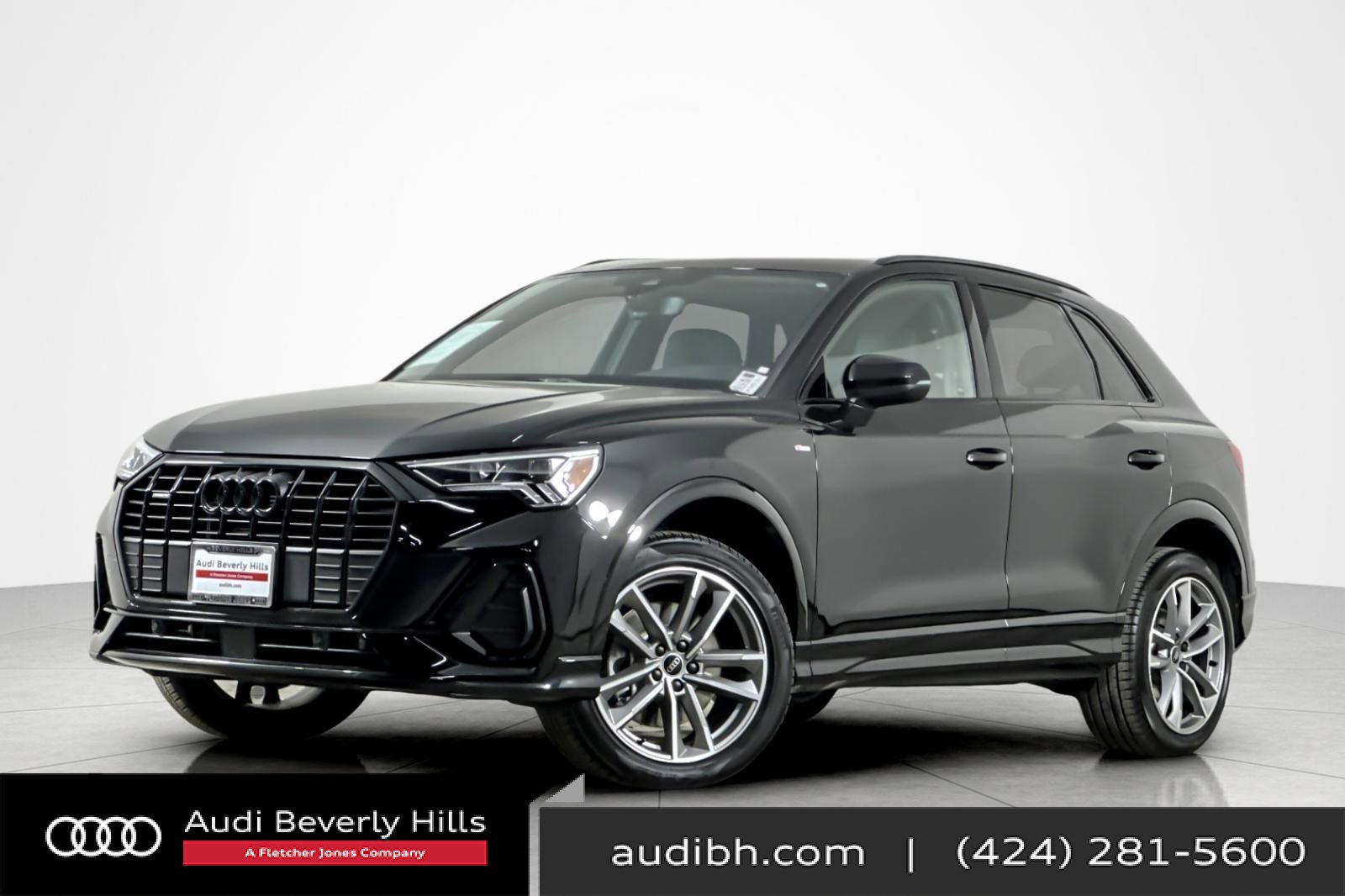 Used 2025 Audi Q3 2.0T Premium w/ Convenience Package