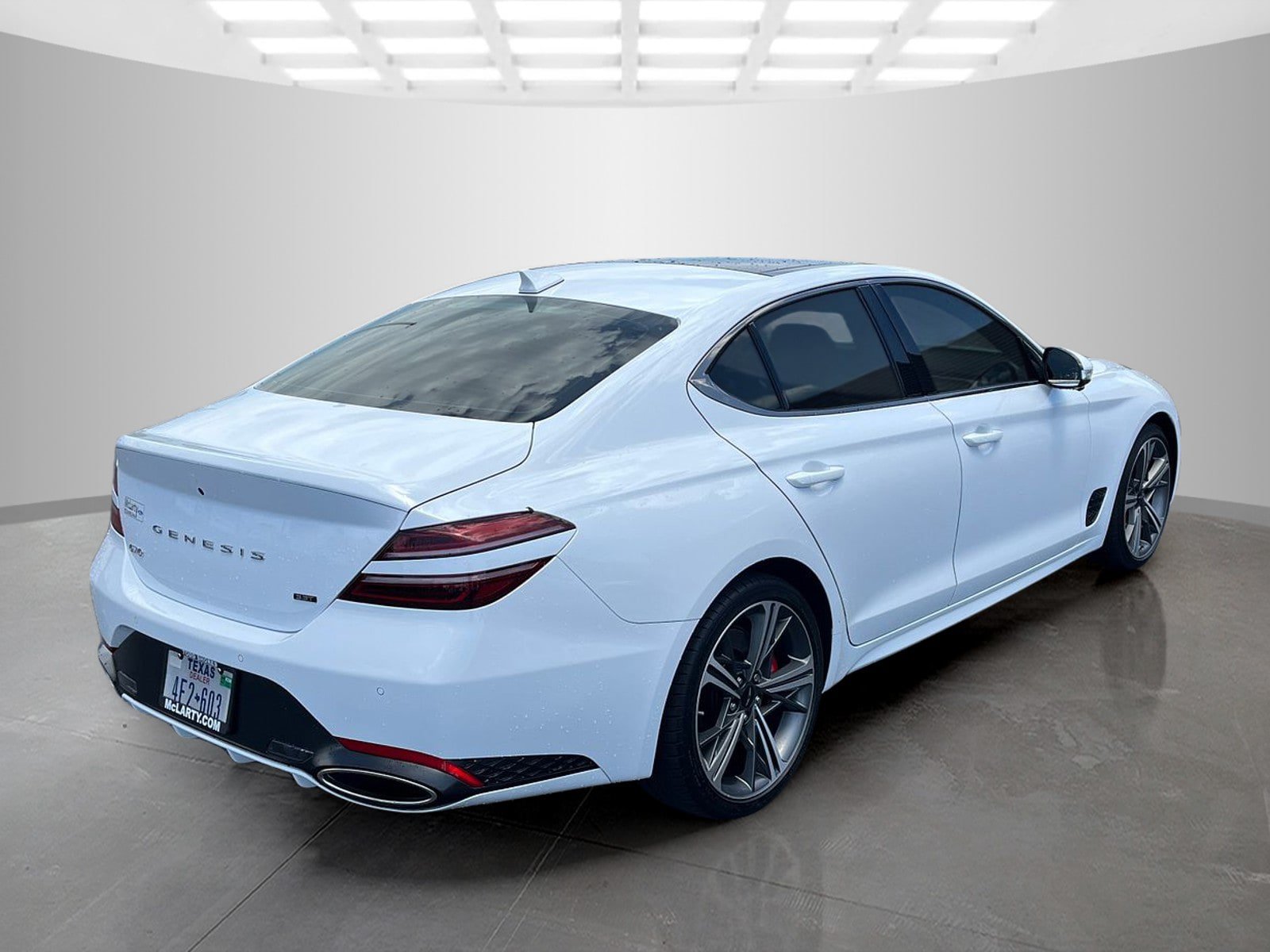 Used 2024 Genesis G70 3.3T Advanced w/ Sport Prestige Package RWD image 4