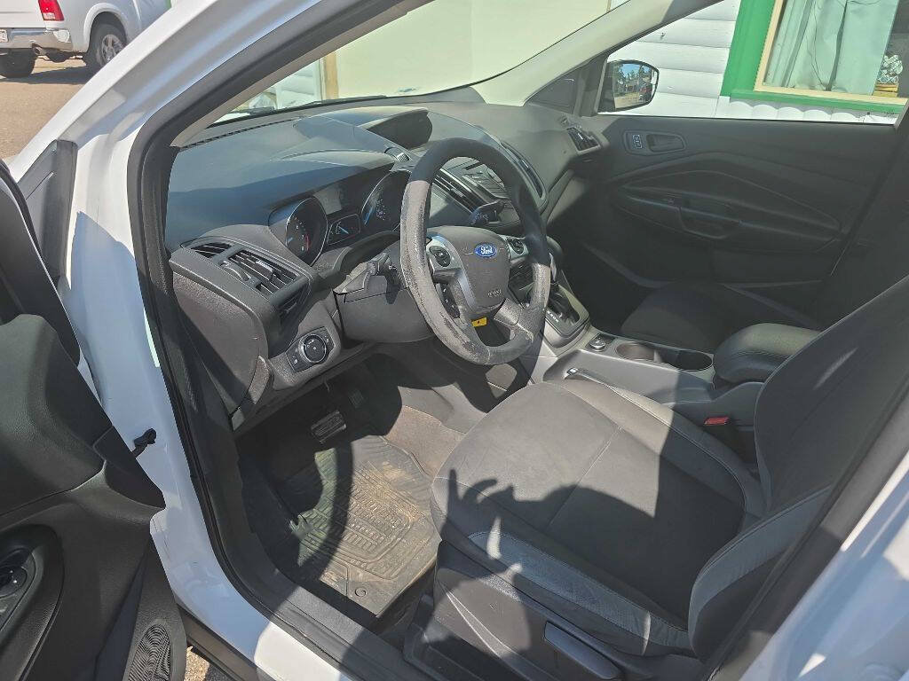 Used 2015 Ford Escape S FWD image 10