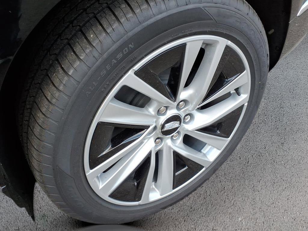 New 2026 Cadillac Vistiq Luxury image 9