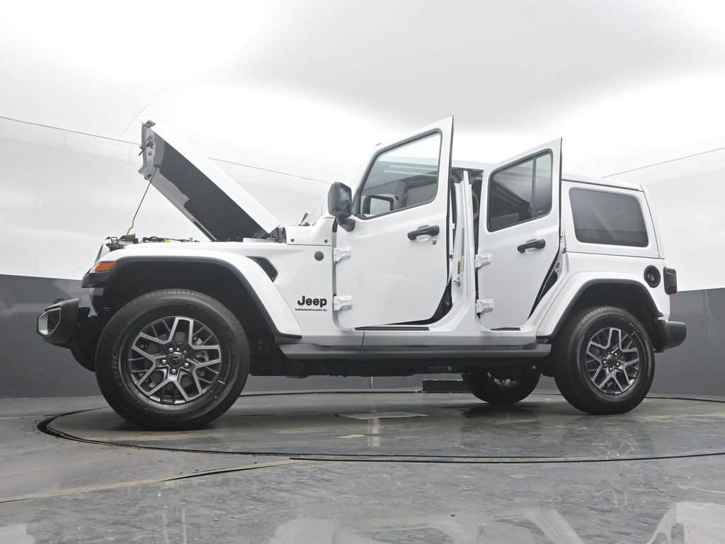 New 2026 Jeep Wrangler Sahara image 59